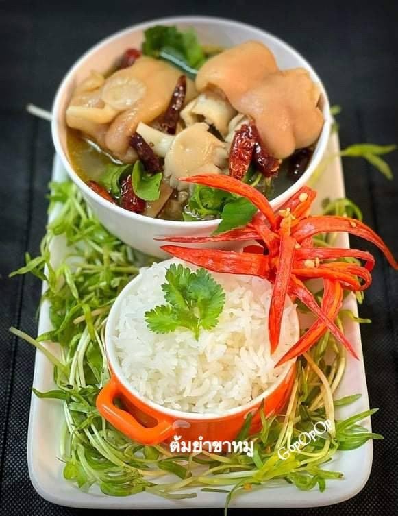 ต้มยำขาหมู 