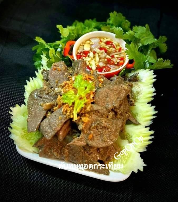 ตับหมูทอดกระเทียม