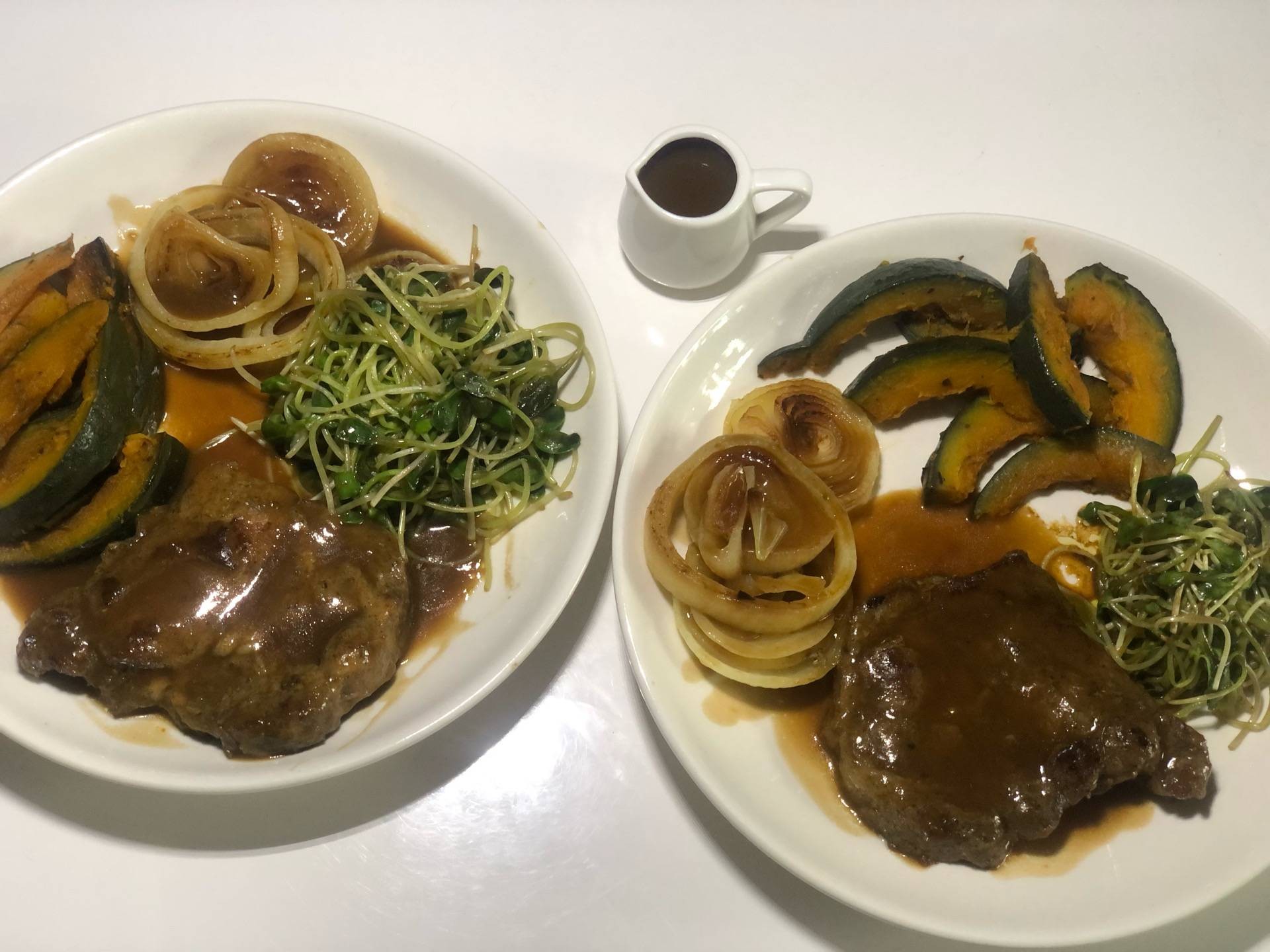สเต็กหมูสันคอพริกไทยดำ
