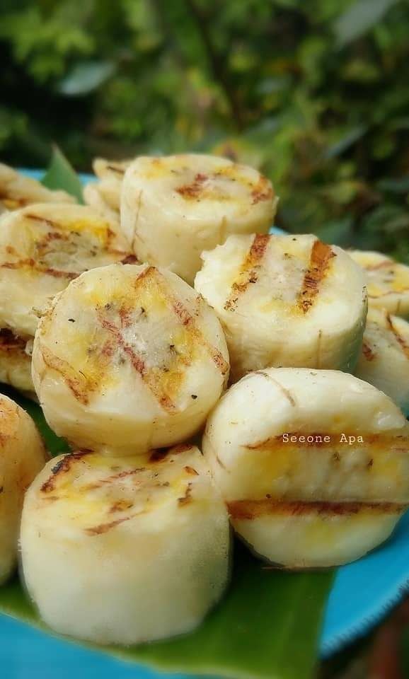 กล้วยปิ้งซอสกะทินมสดมะพร้าวอ่อน