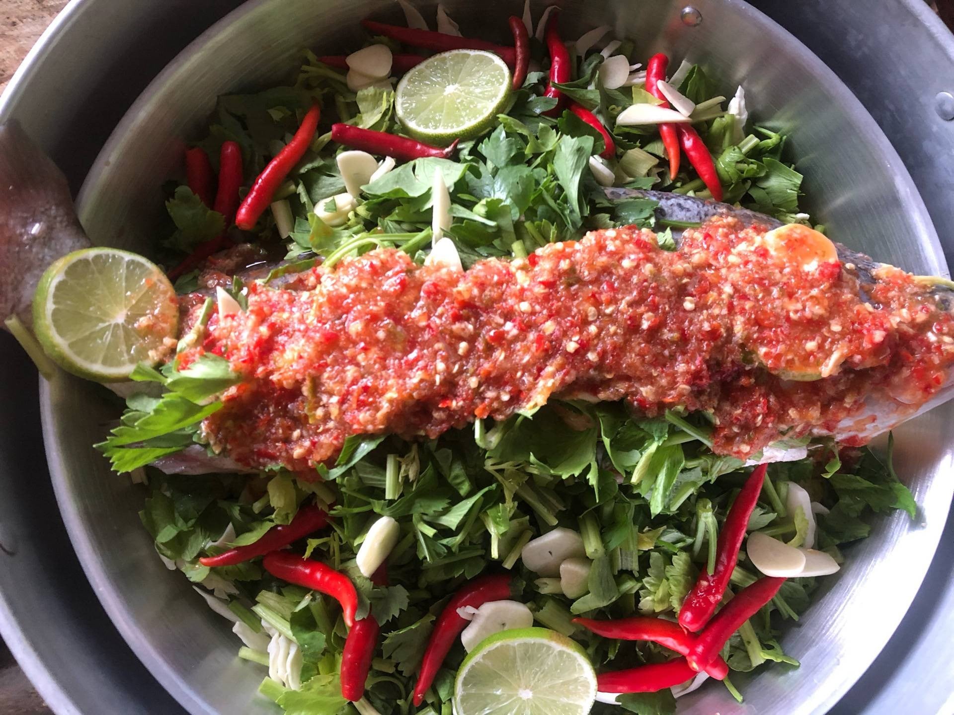 ปลากระพงนึ่งมะนาว