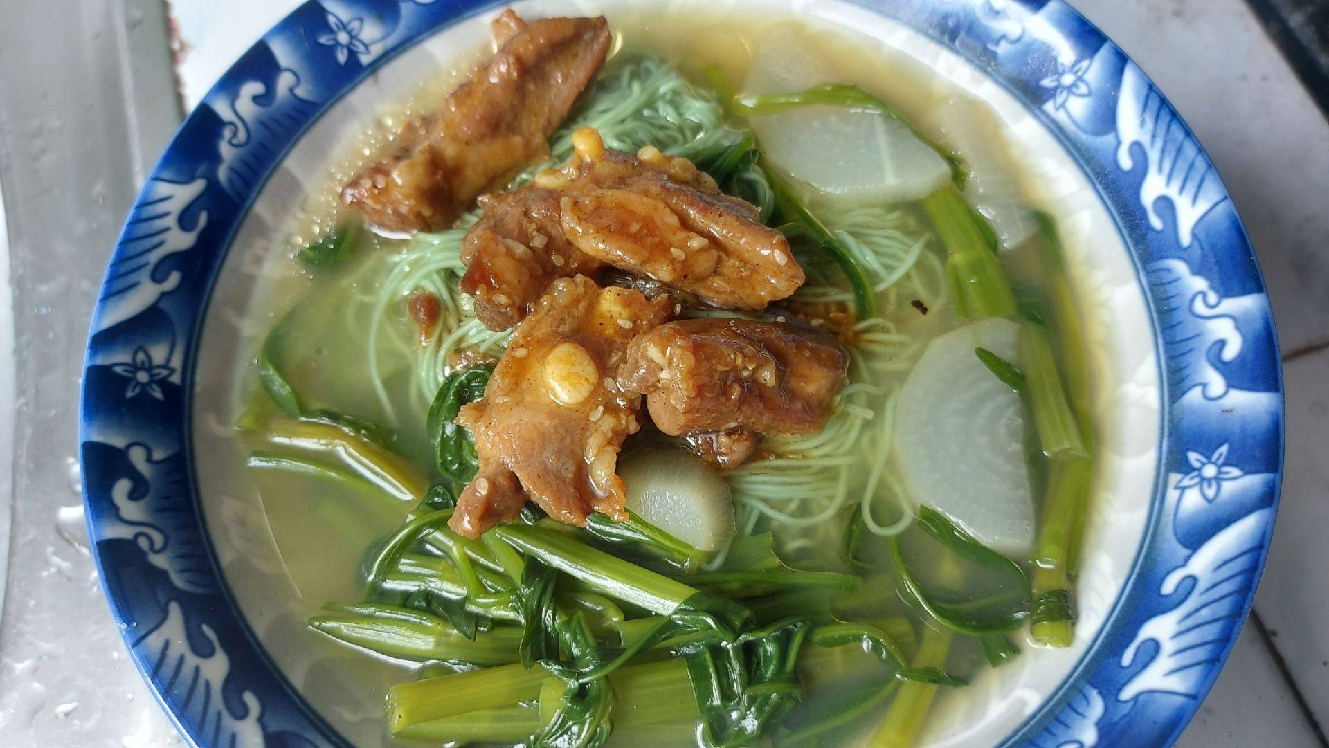 บะหมี่หยกซี่โครงอ่อน