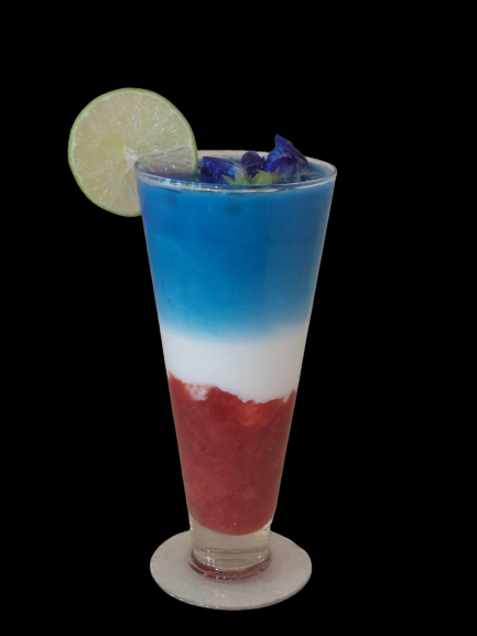 สตอเบอร์รี่นมสดอัญชันมะนาว