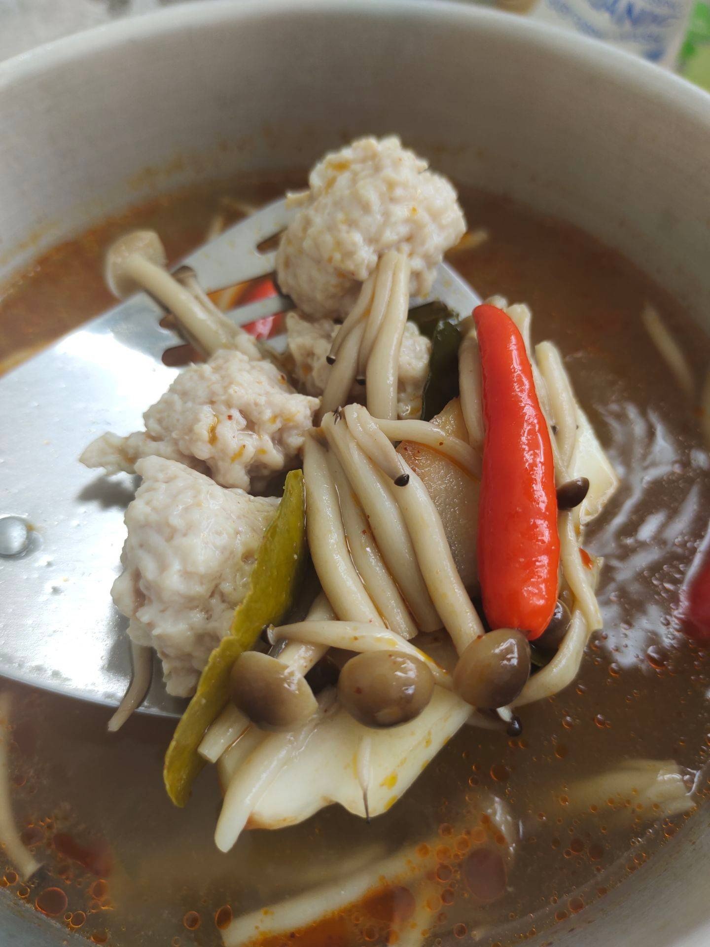 ต้มยำน้ำข้นหมูเด้ง