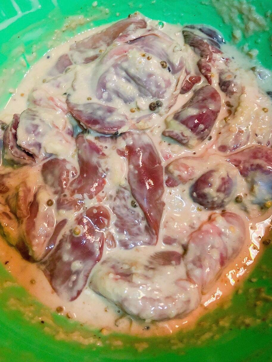 ข้าวเหนียวไก่ทอดงบ190บาท