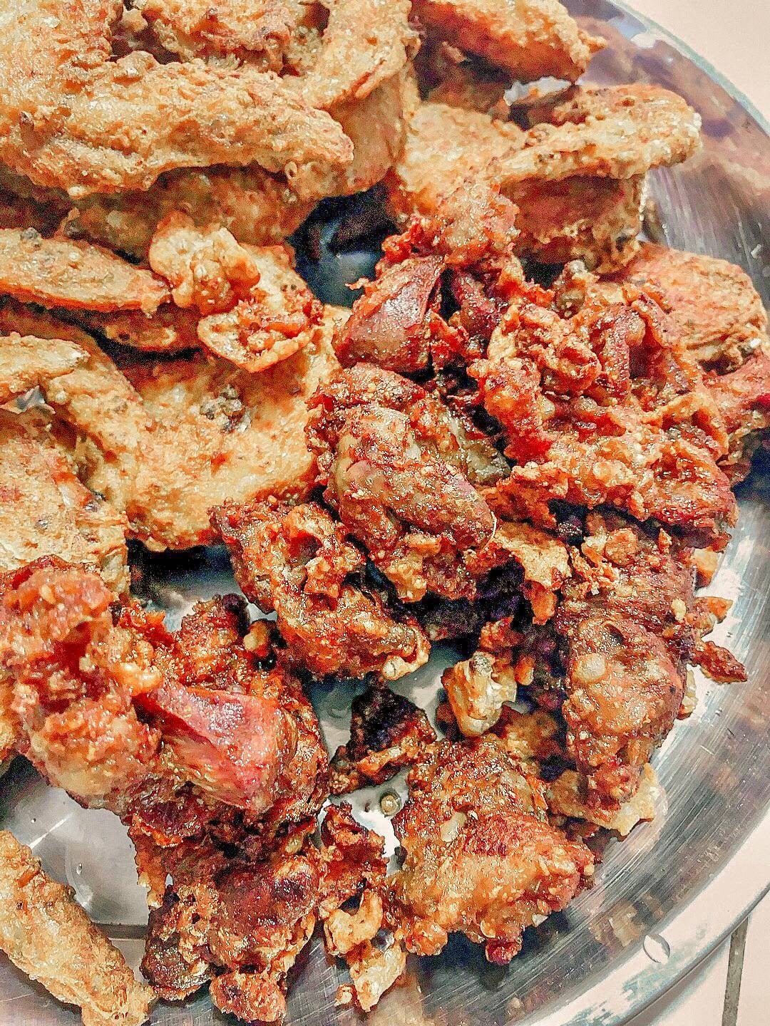 ข้าวเหนียวไก่ทอดงบ190บาท