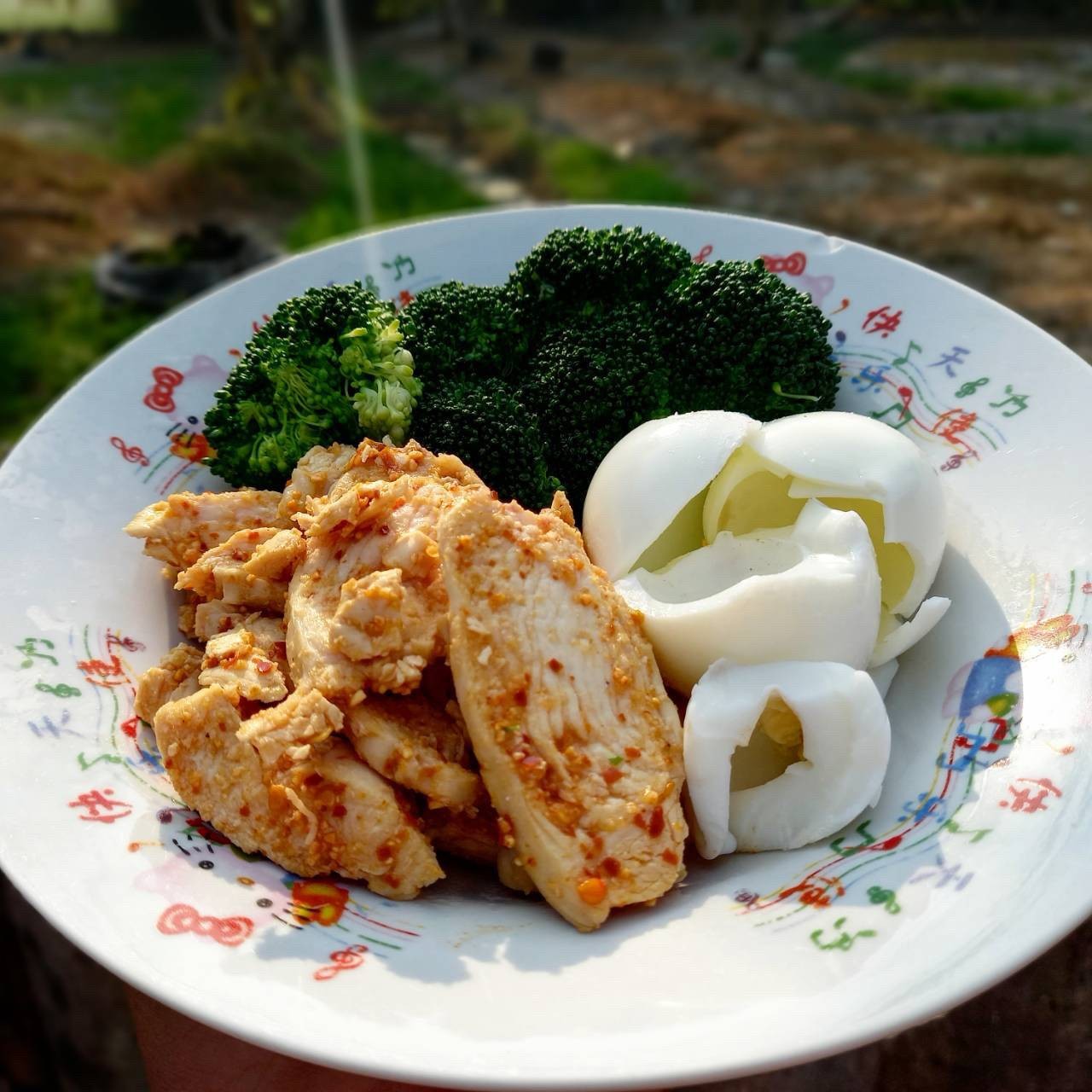 ลาบอกไก่ไข่