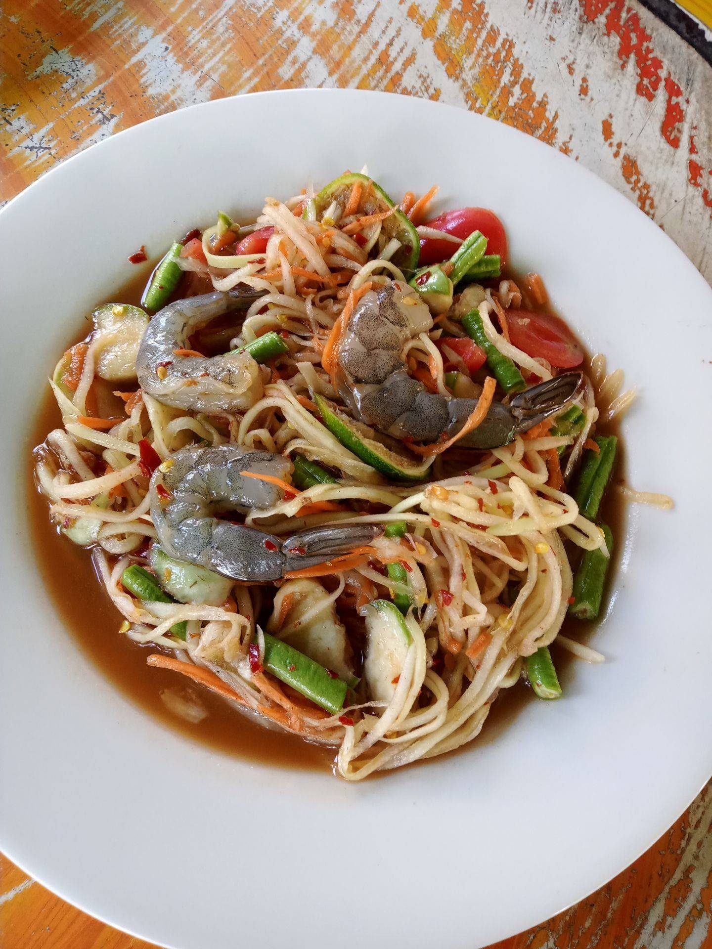 ส้มตำกุ้งสดใส่หอยดอง
