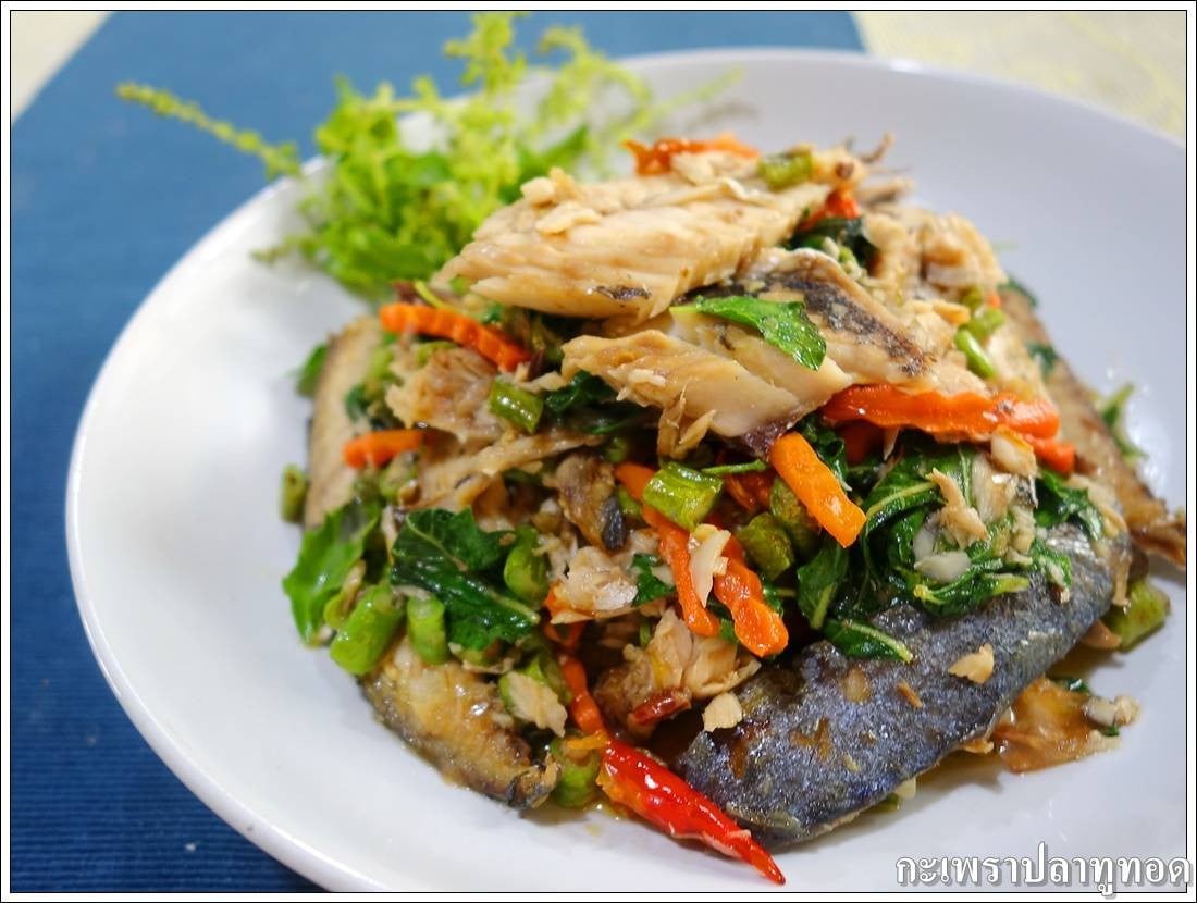 ผัดกะเพราปลาทู