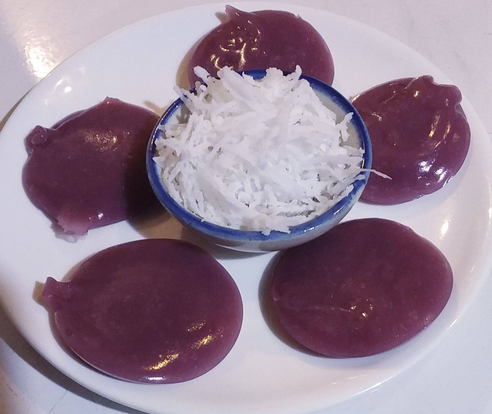 ขนมเปียกปูนดอกอัญชัน