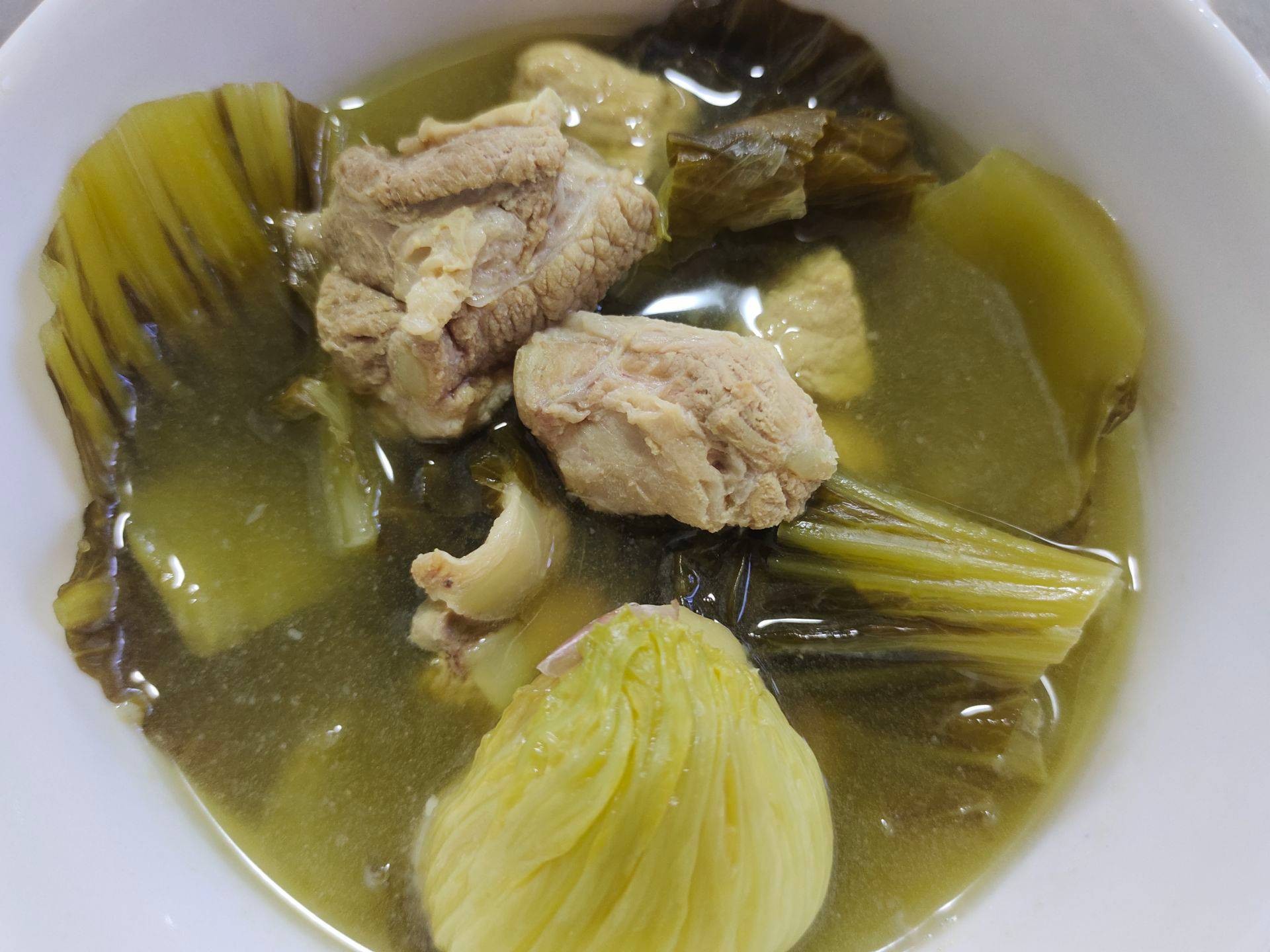 ผักกาดดองใส่กระดูกหมู