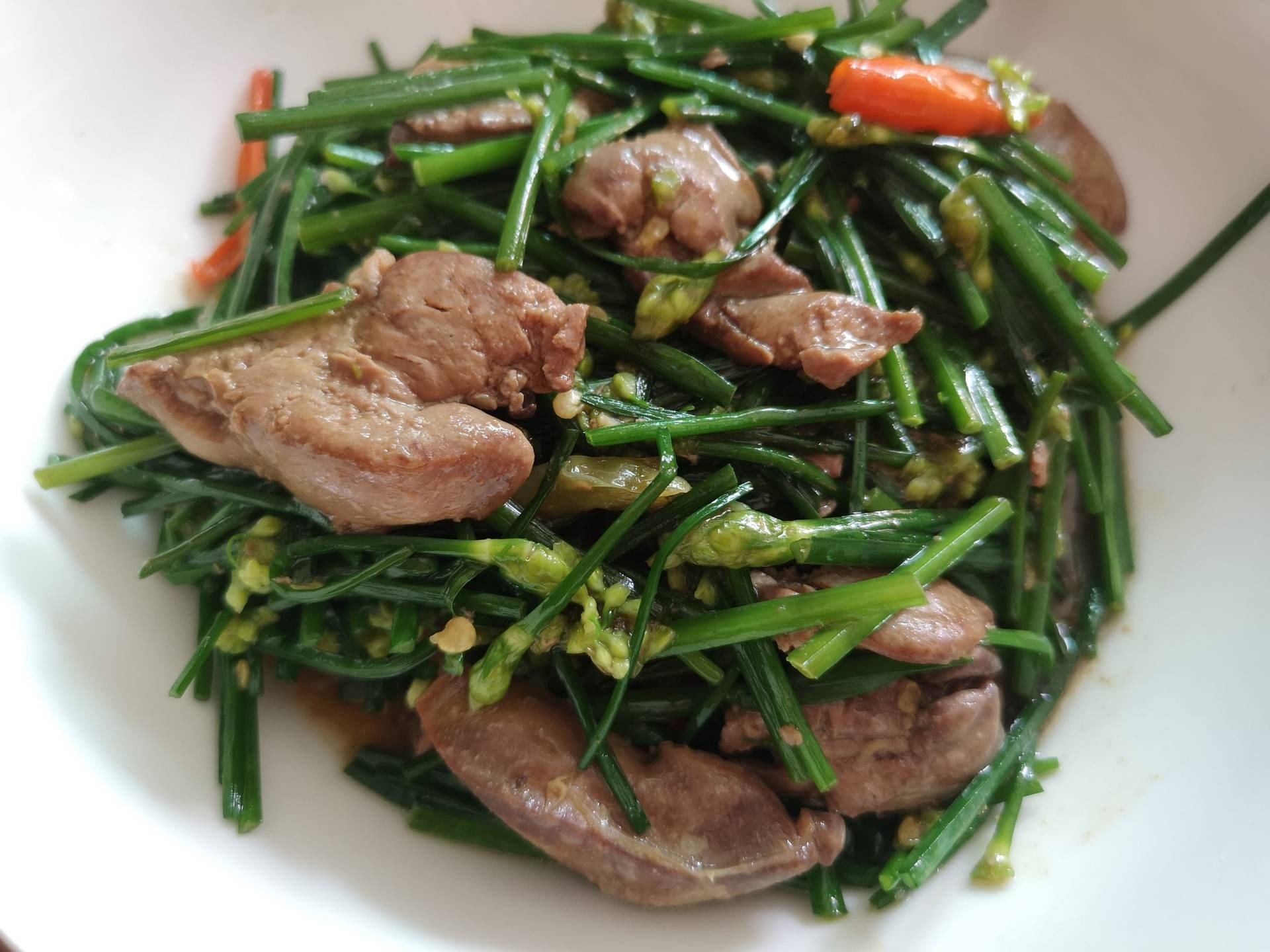 ตับไก่ผัดดอกกุ้ยช่าย