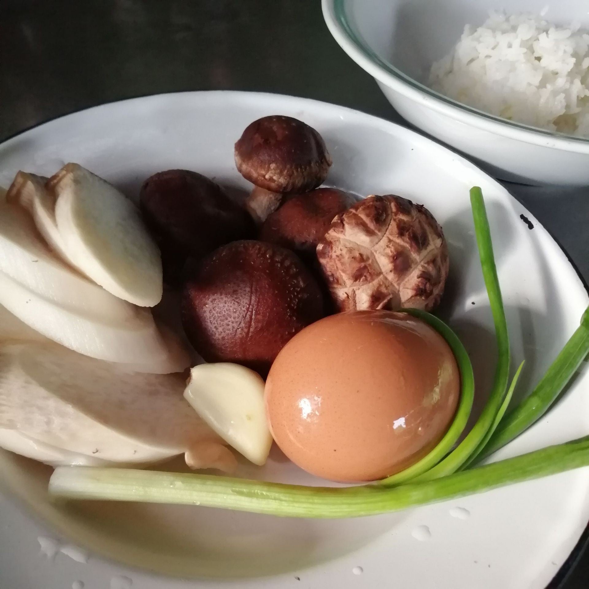 ข้าวต้มสหายเห็ด
🍜🍚🍄