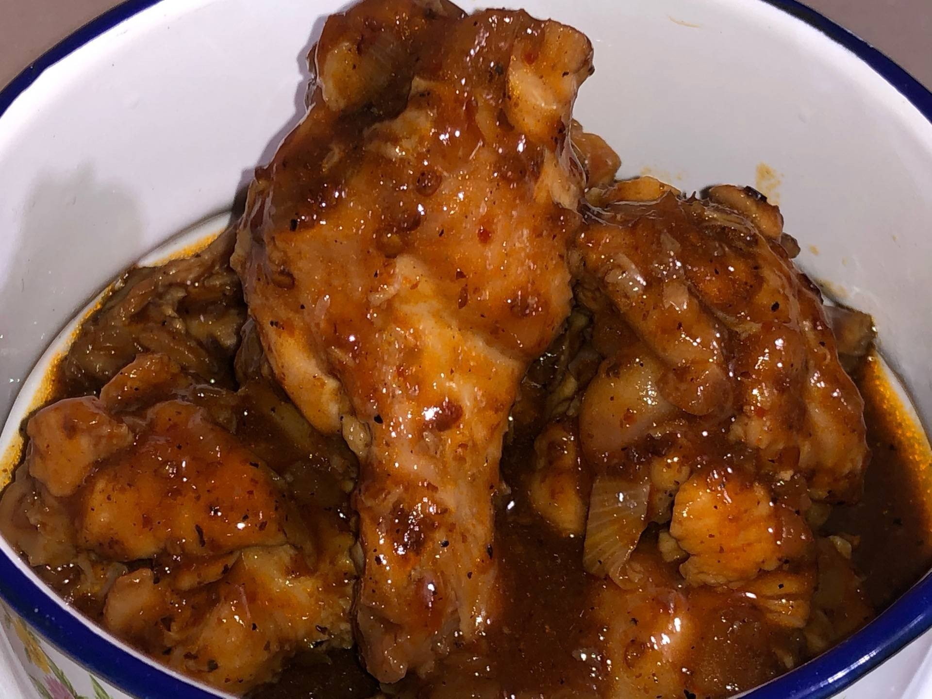 ปีกบนไก่อบซอส