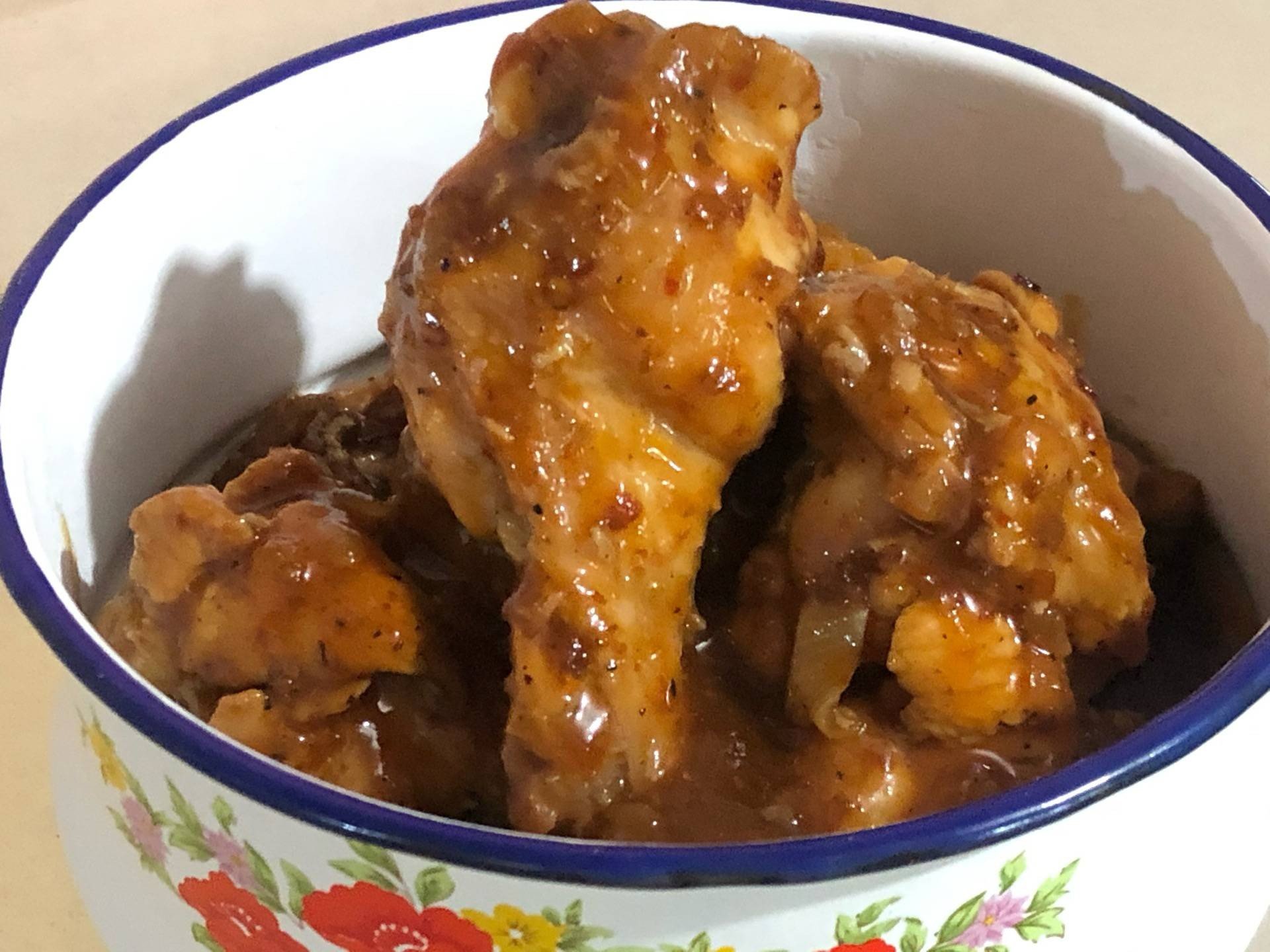 ปีกบนไก่อบซอส