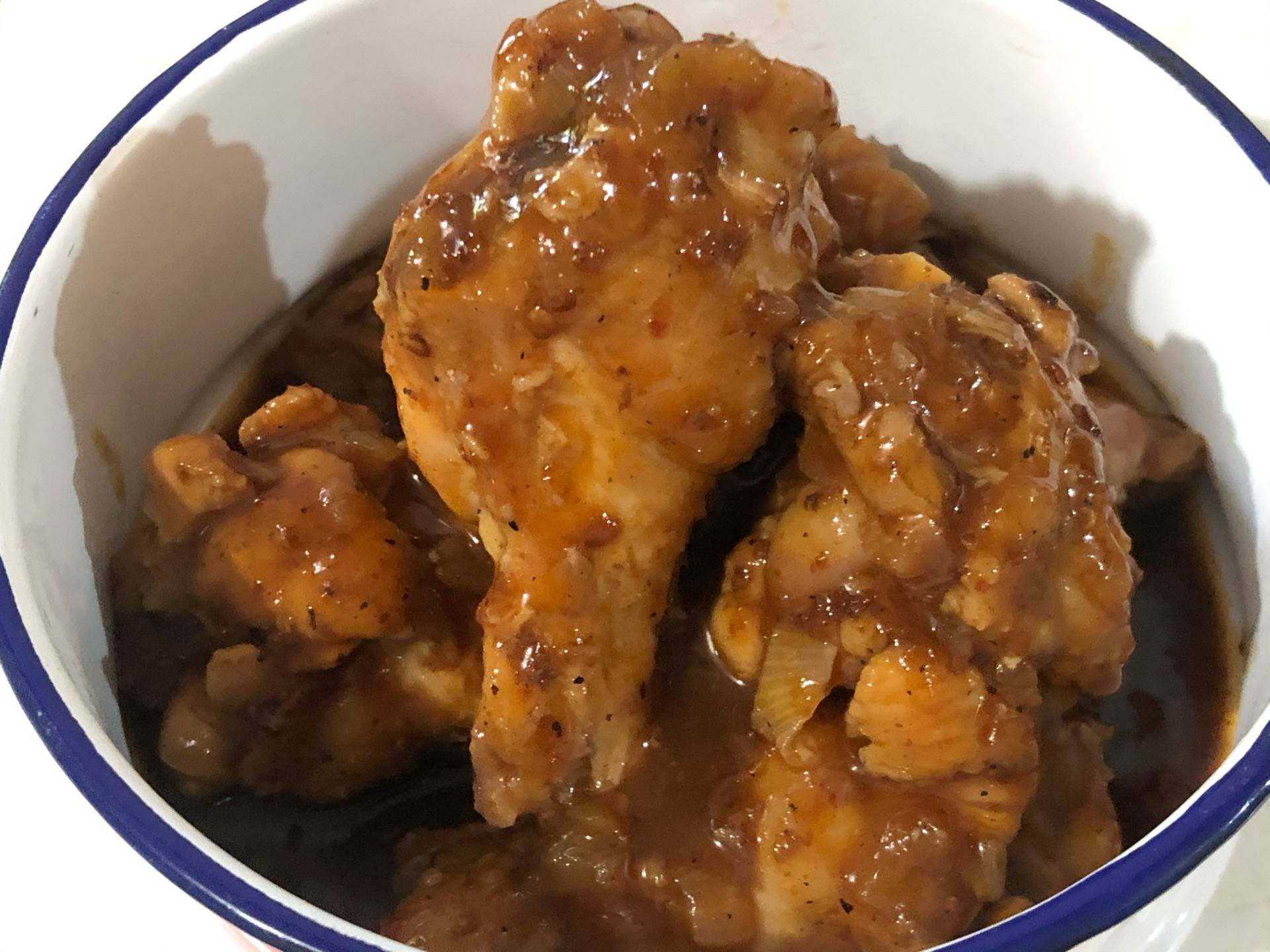 ปีกบนไก่อบซอส