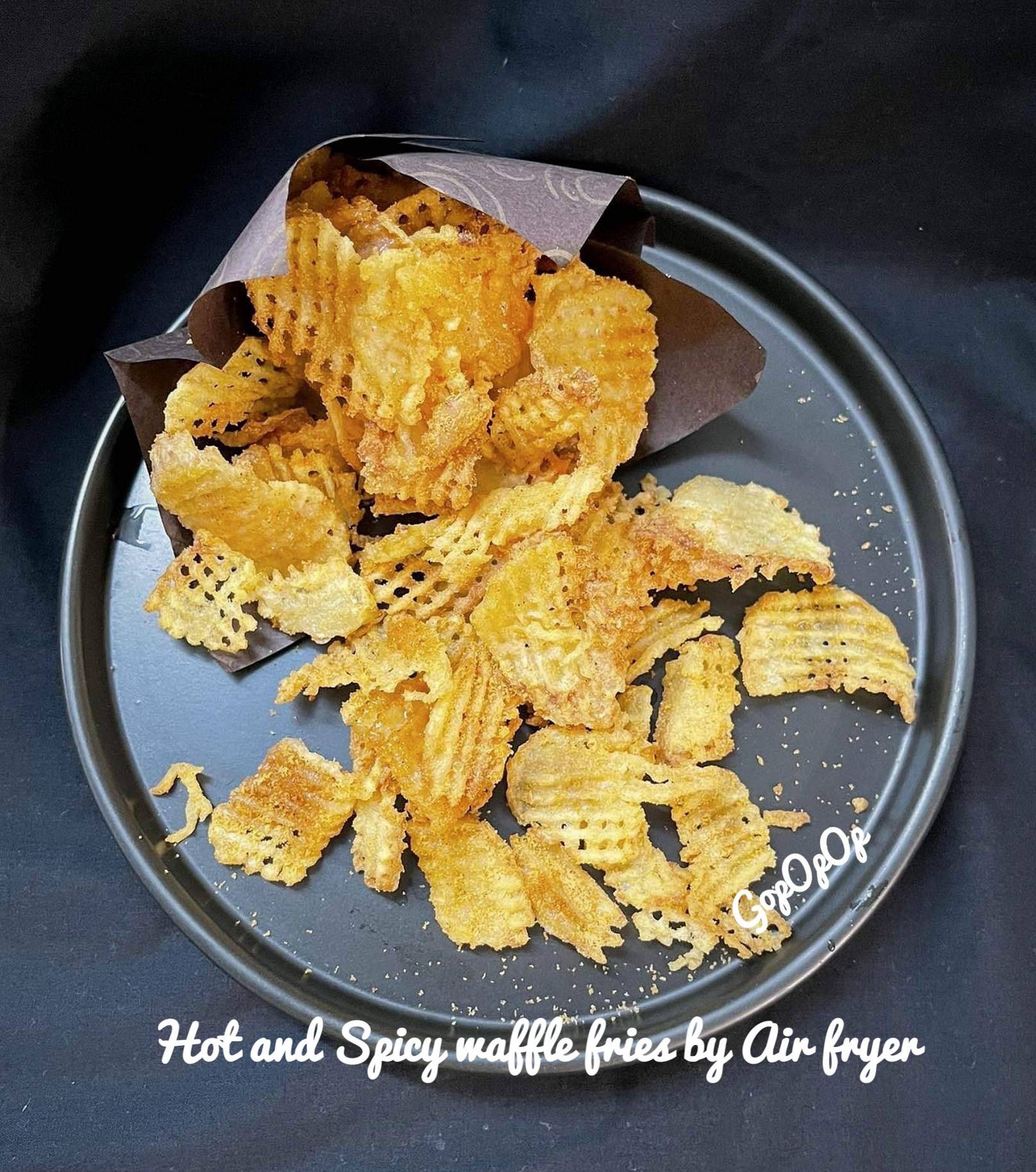 Hot and Spicy waffle fries by Air fryer #WongnaiCooking