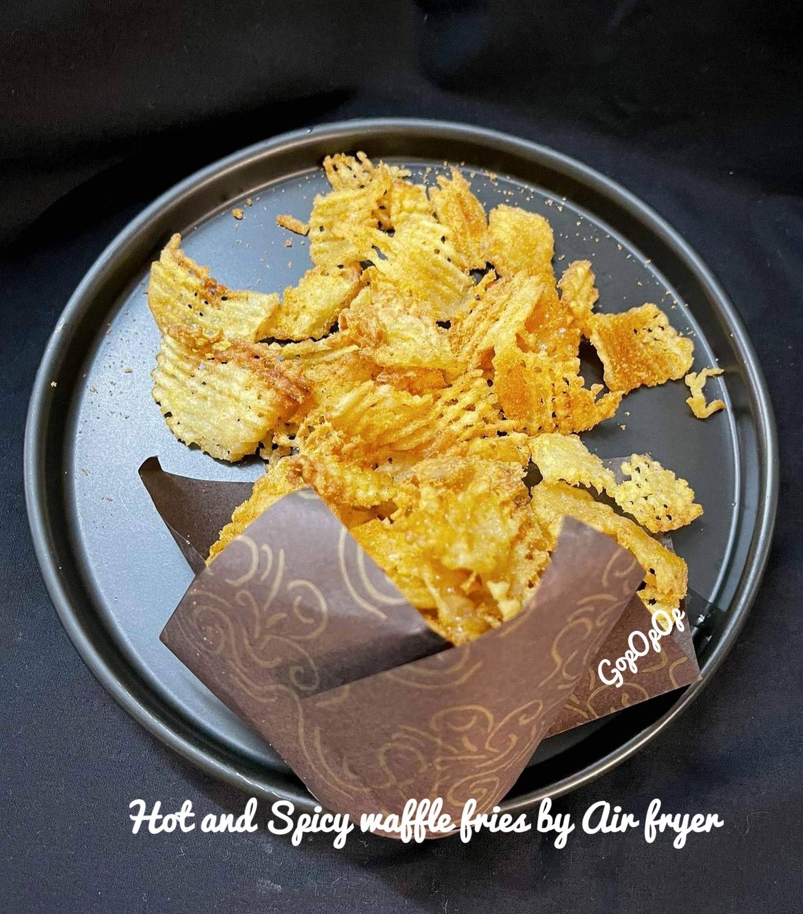 Hot and Spicy waffle fries by Air fryer #WongnaiCooking