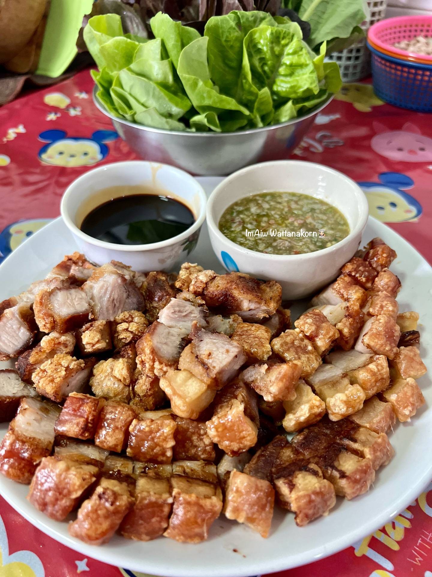 “หมูกรอบ 2 เวอร์ชั่น”