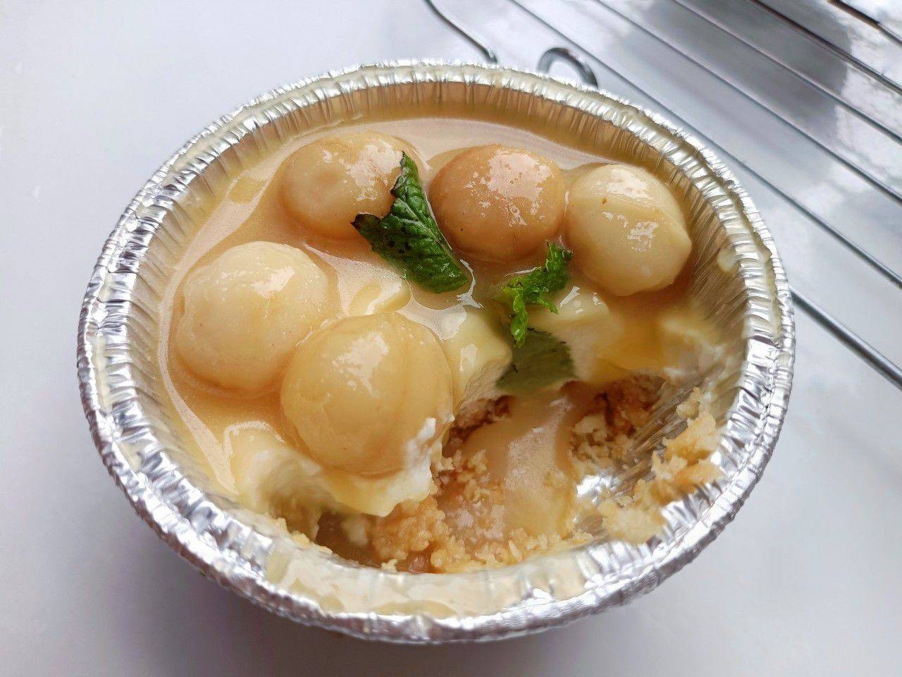 caramel macadamia cheese pie