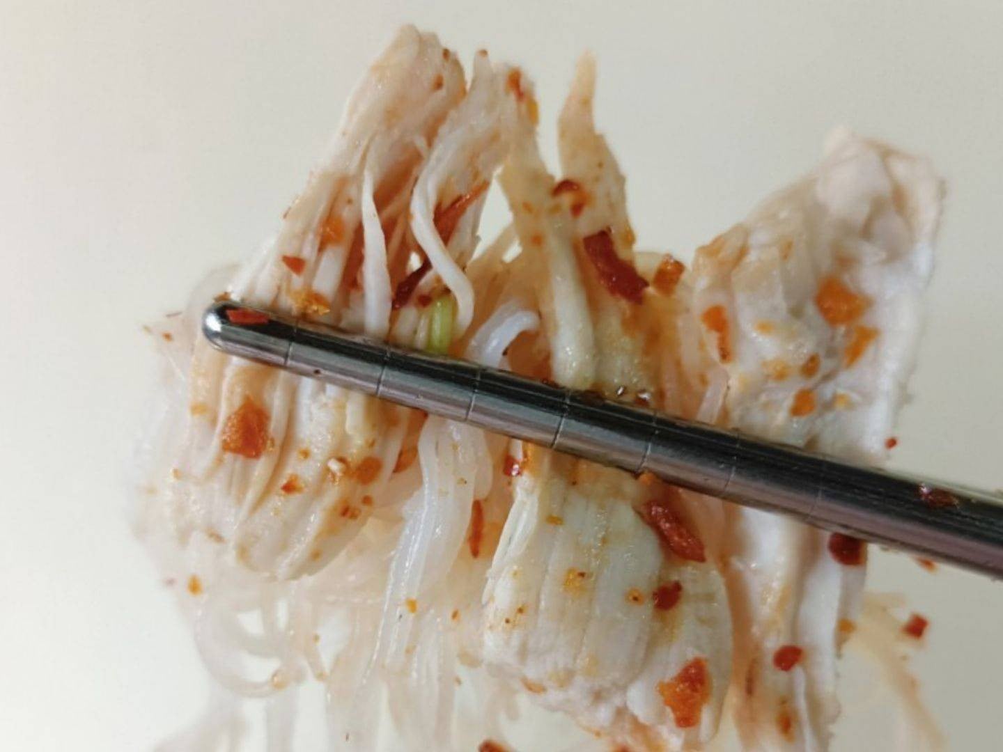 เส้นหมี่ไก่ฉีก