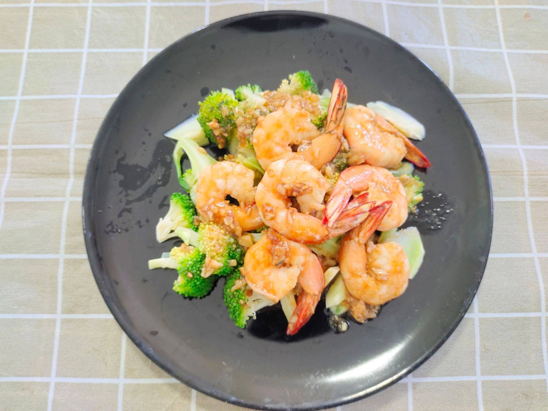 ผัดบล็อคโคลี่กุ้ง