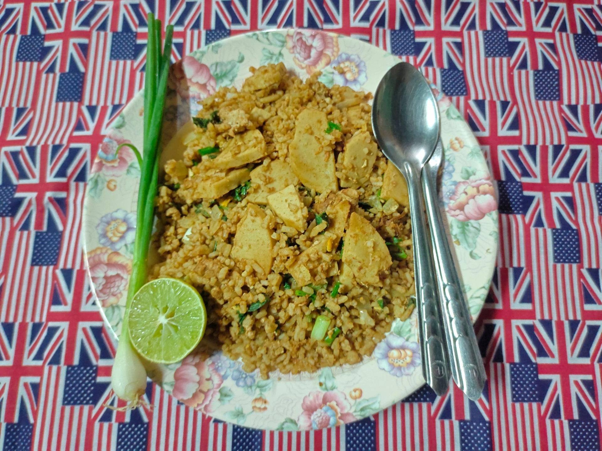 ข้าวผัดหมูยอ