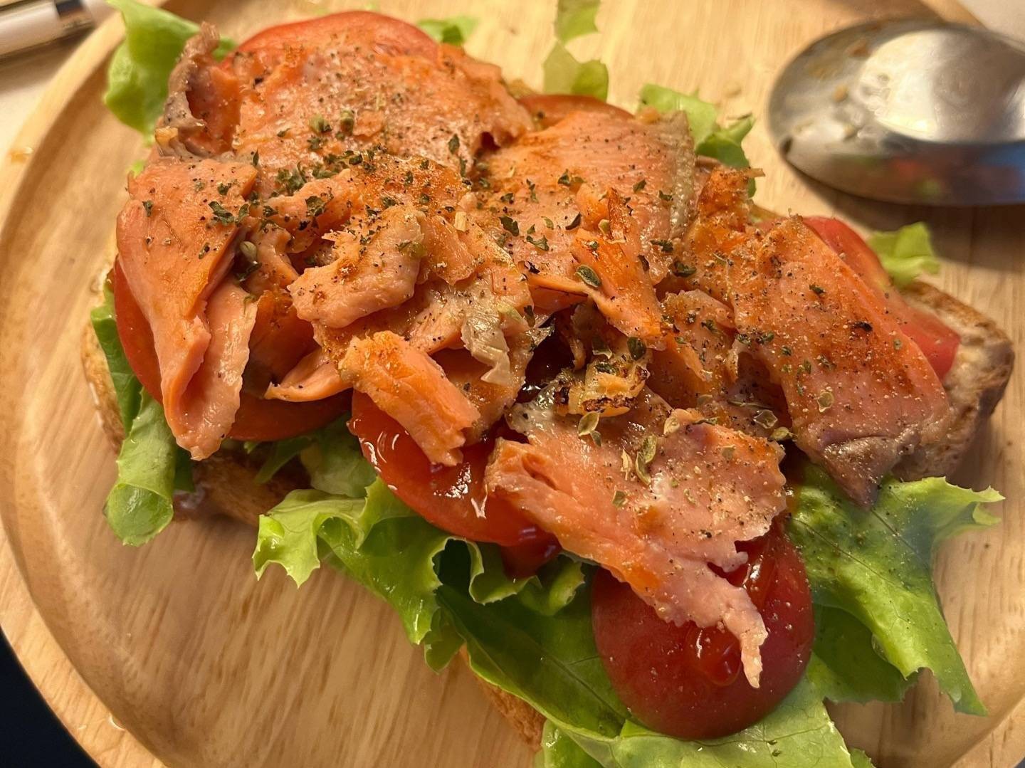 Sandwich คนผอมมม แซลม่อนย่างไข่คนข้าวโพดผัดเทอ