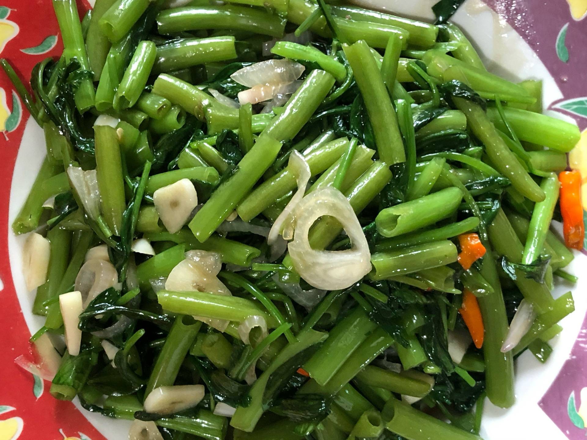 ผัดผักบุ้ง