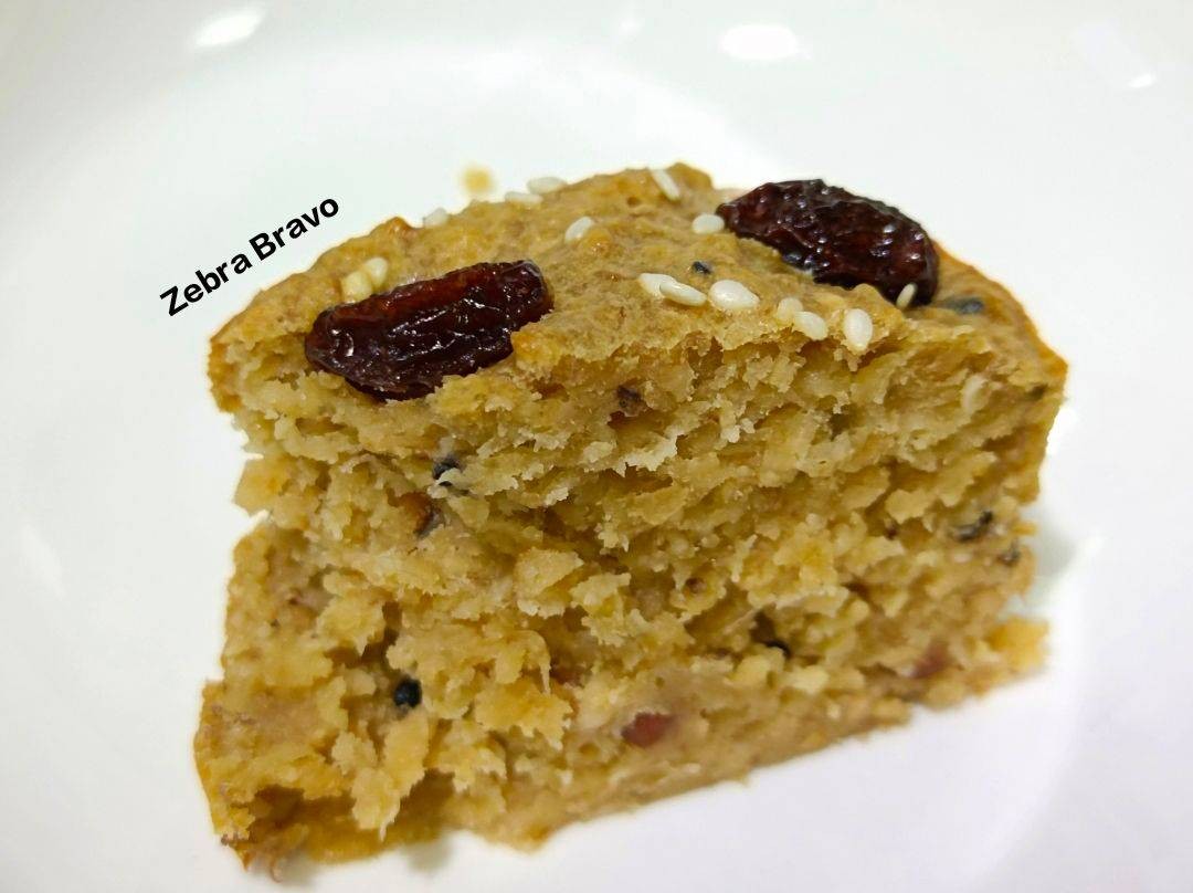 Peanut Butter Banana Oatmeal Muffins 🍌