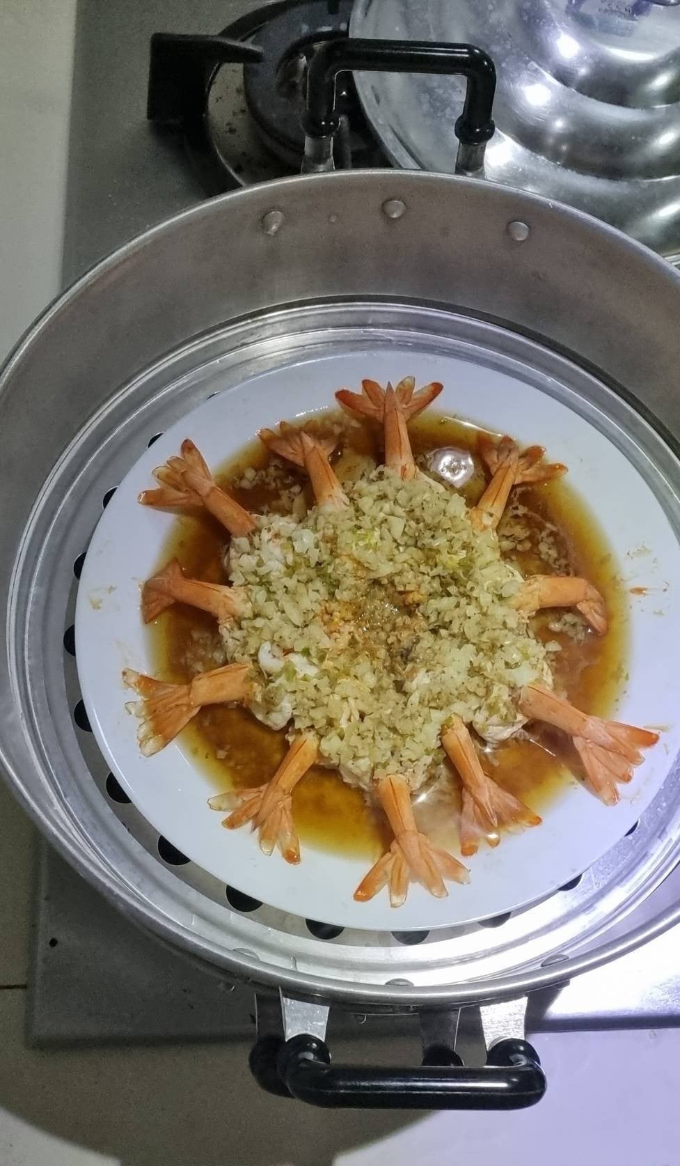 กุ้งอบเนย