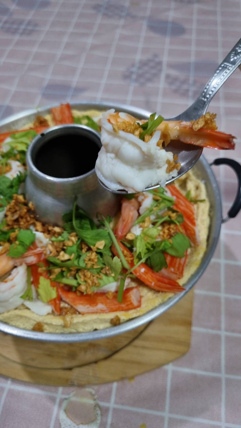 ไข่ตุ๋นหม้อไฟกุ้งระเบิด