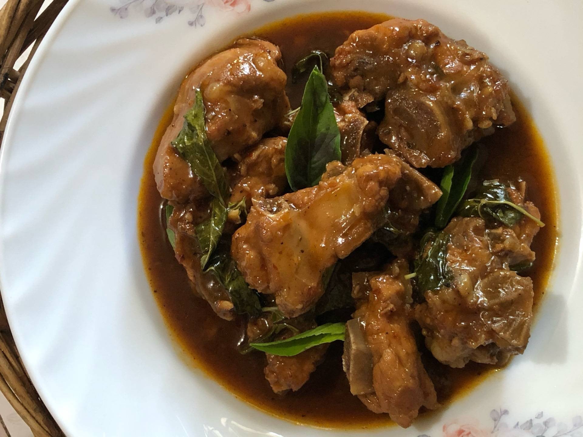 ซี่โครงหมูผัดซอส