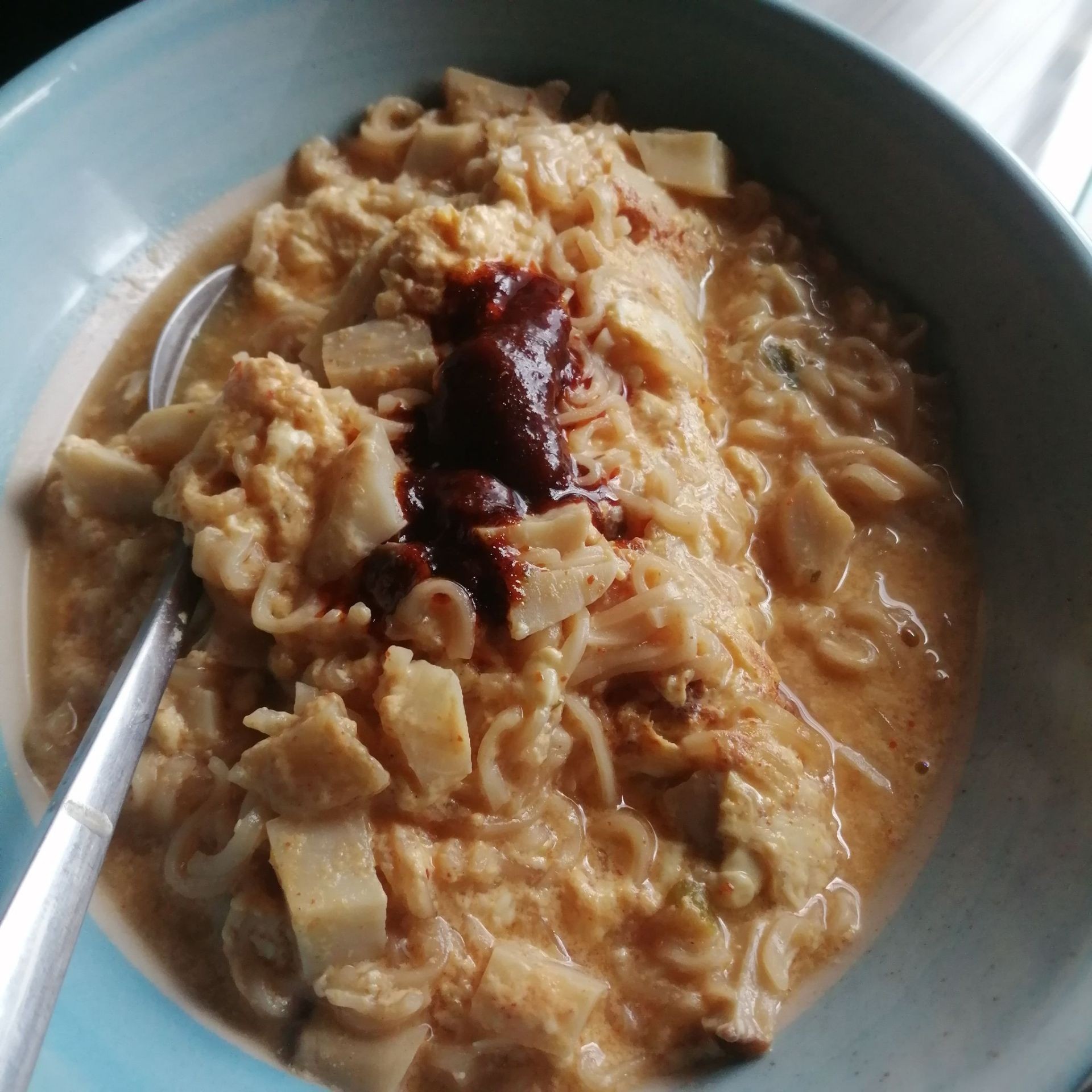 ซุปข้นบะหมี่กึ่งต้มยำ