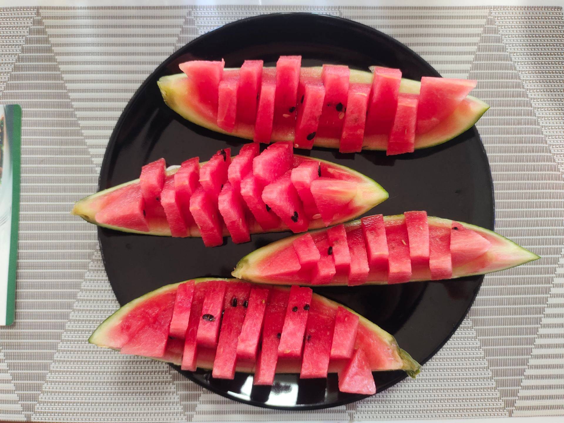 วิธีปอกแตงโม ให้สวย