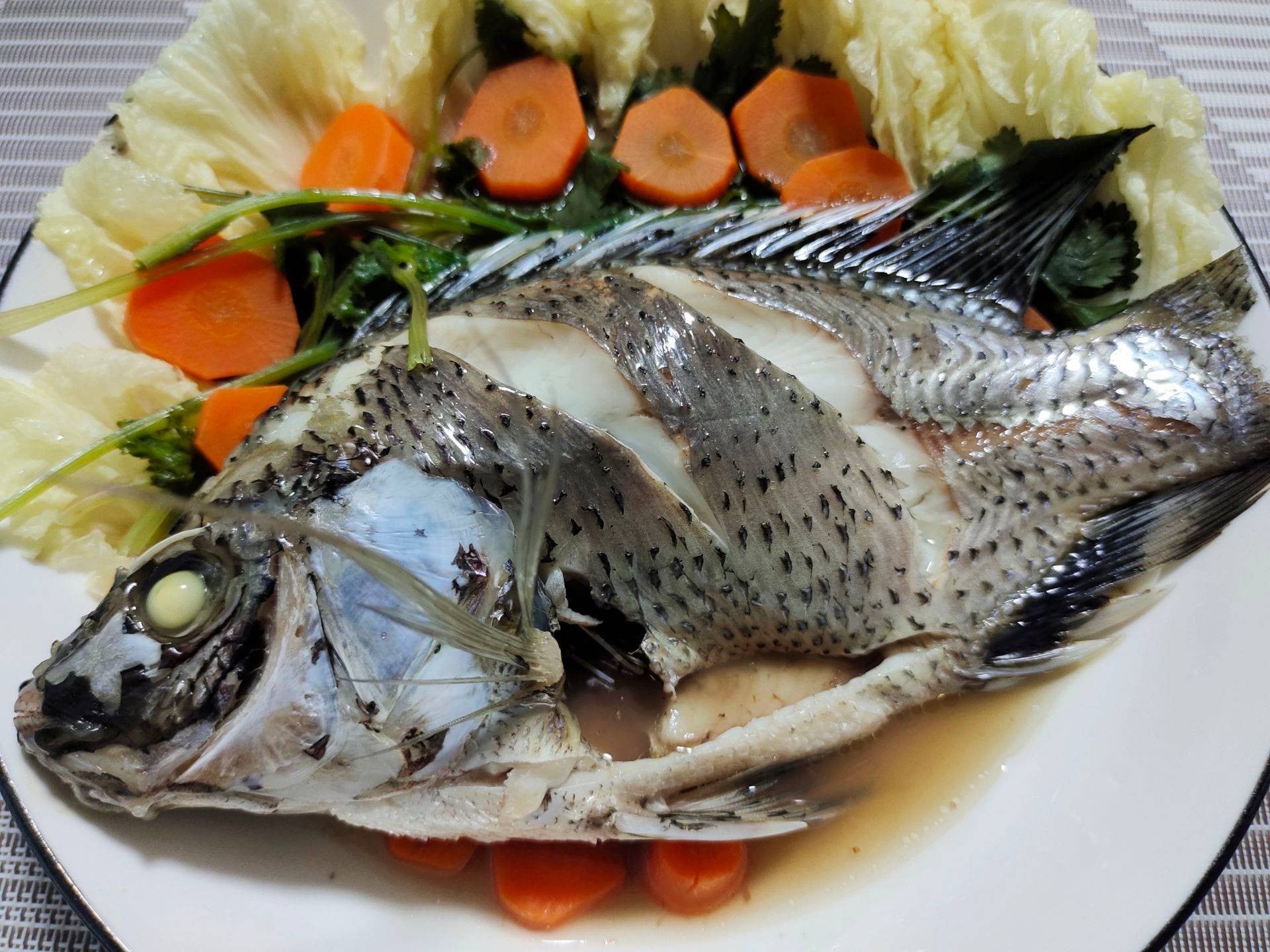 ปลานิลนึ่ง