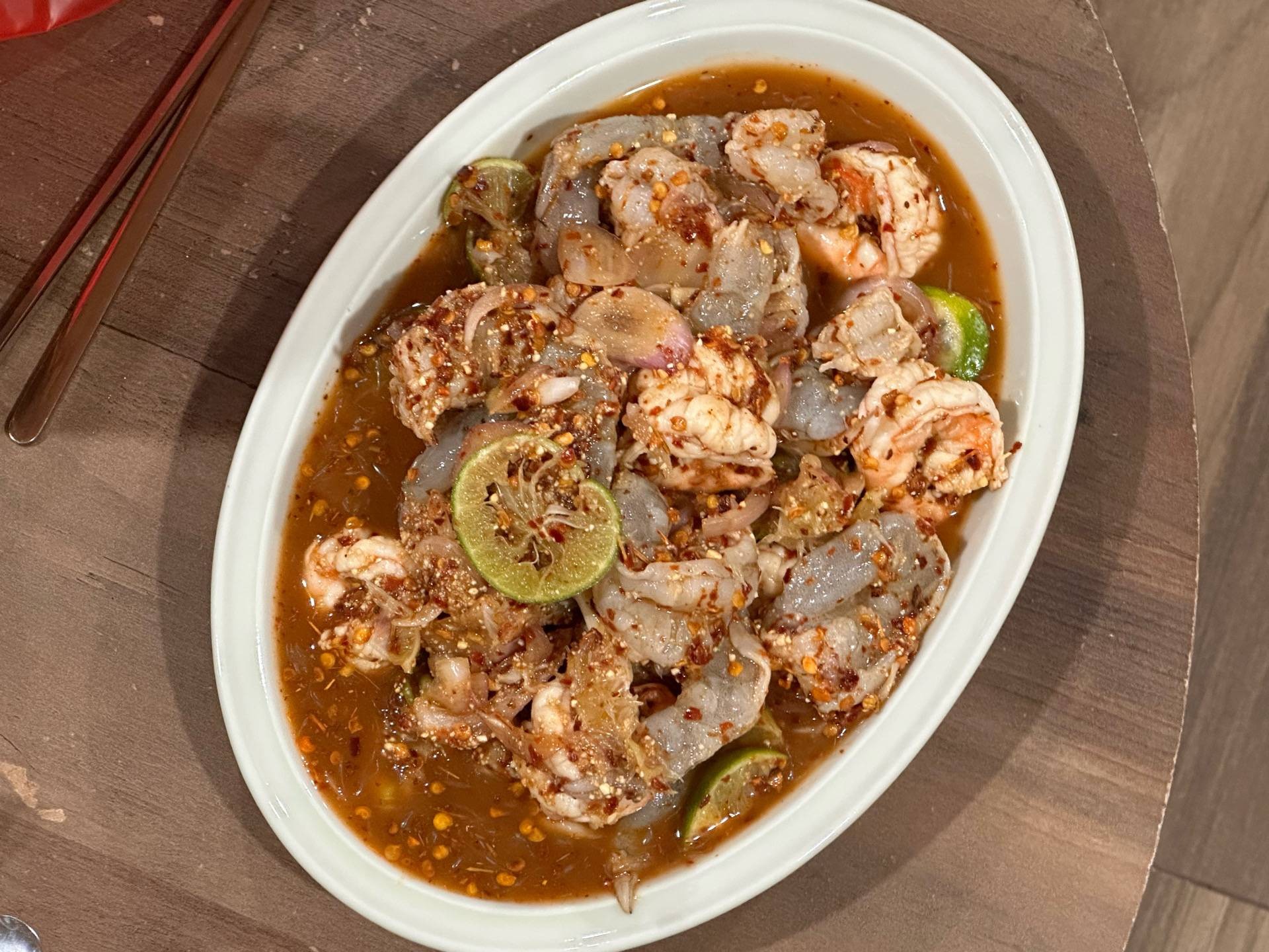 กุ้งสองใจยำมะนาวแซ่บ