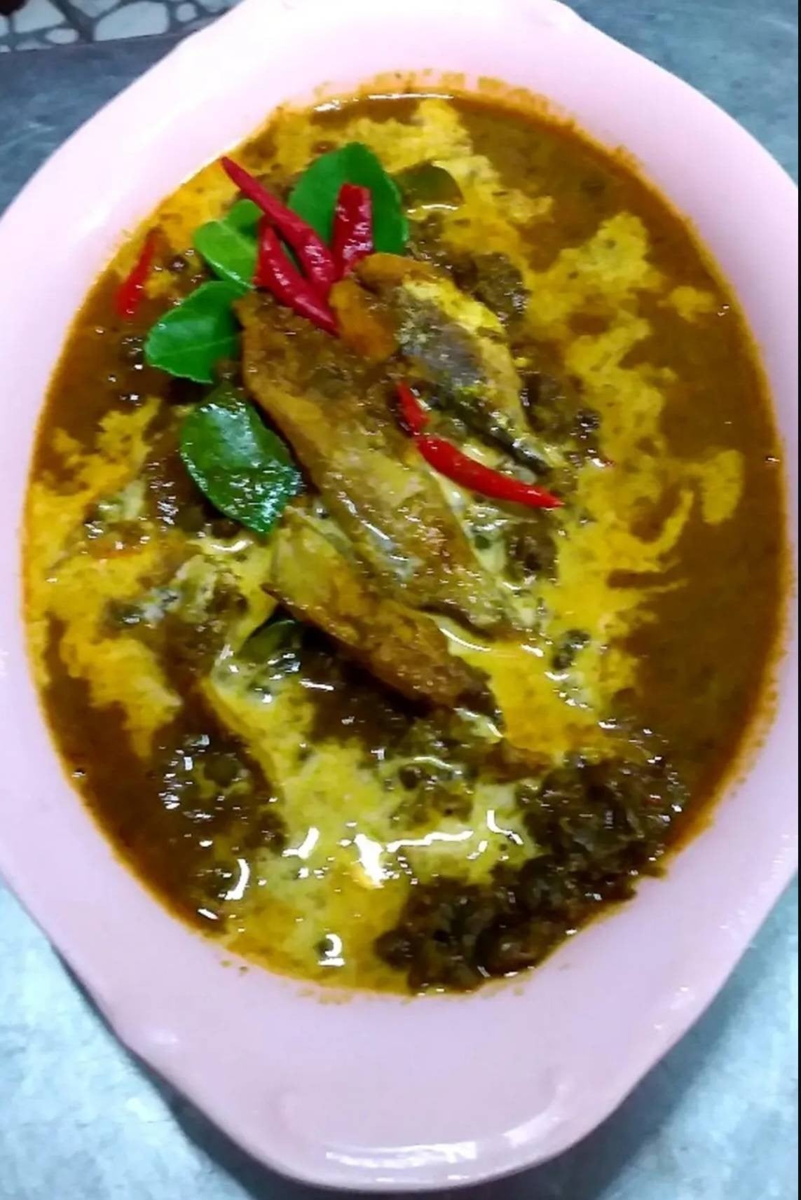 แกงขี้เหล็กปลาย่าง