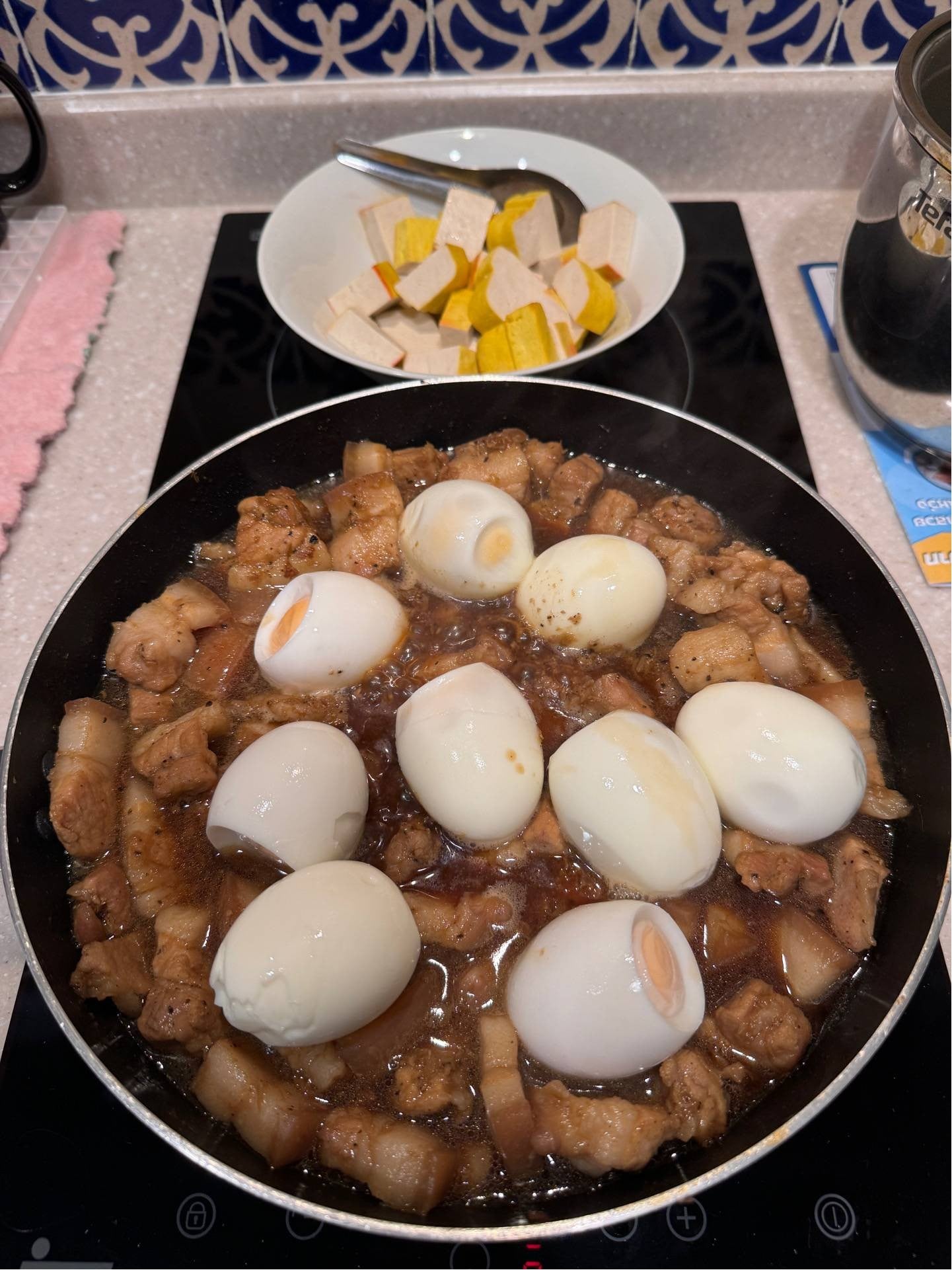ไข่พะโล้หมูสามชั้น