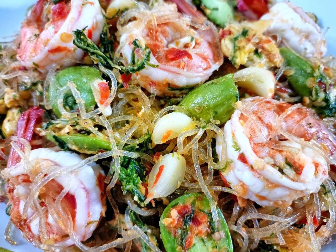 ผัดสามเหม็น 🌶️