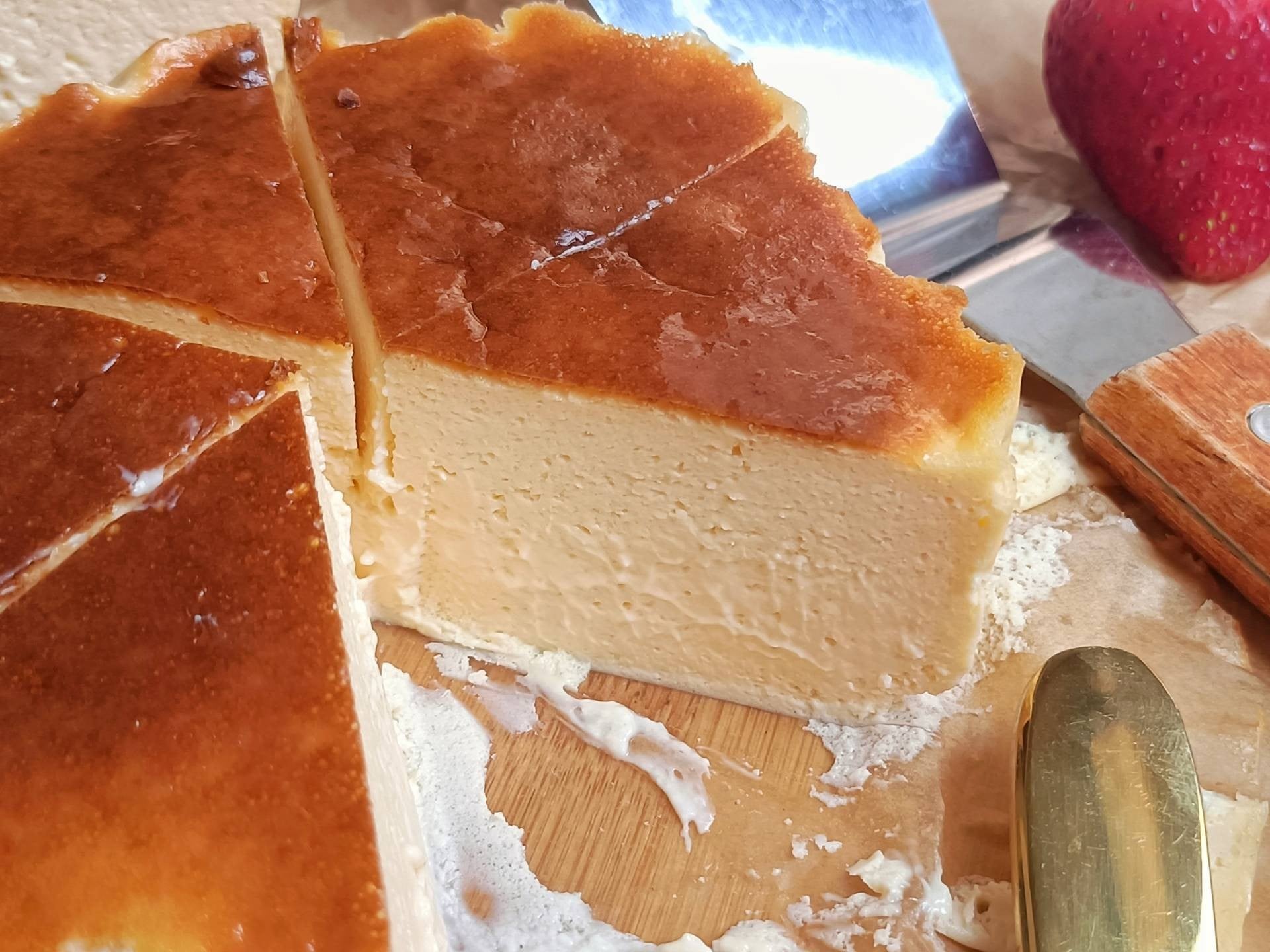 Basque cheesecake / basque burnt cheesecake / ชีสเค้ก / เค้กหน้าไหม้