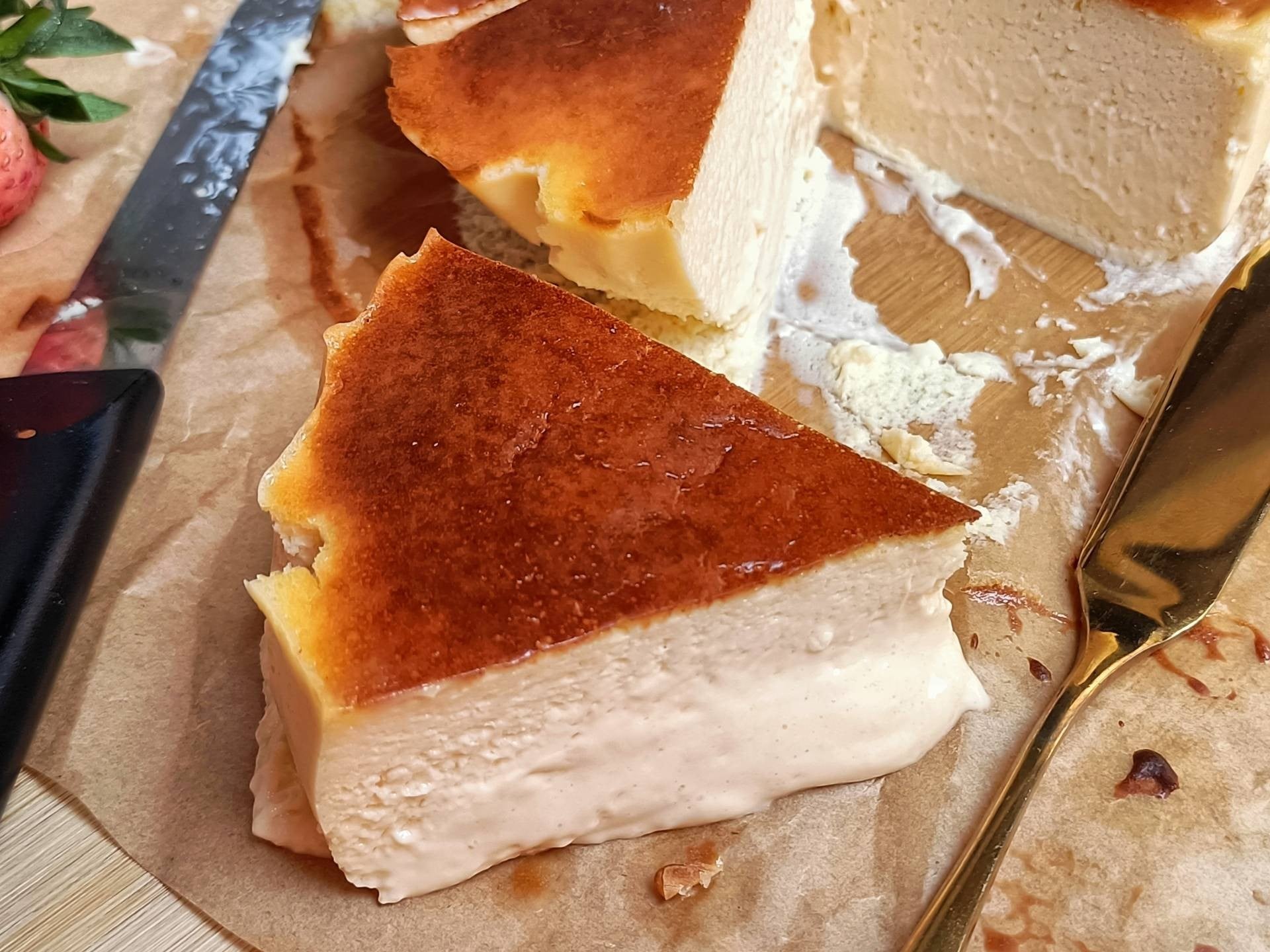 Basque cheesecake / basque burnt cheesecake / ชีสเค้ก / เค้กหน้าไหม้