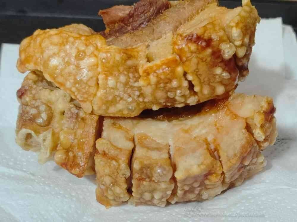 หมูกรอบง่ายๆในหม้ออบลมร้อน