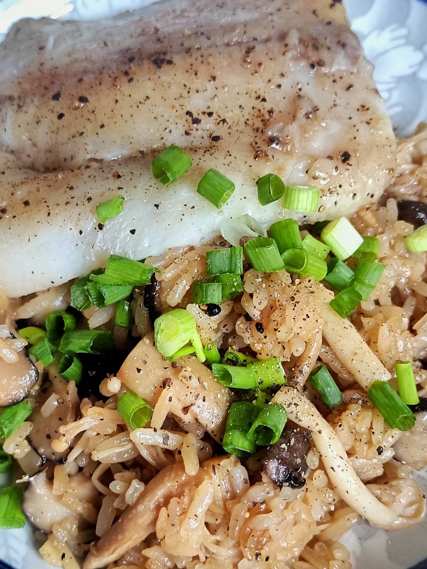 ข้าวอบเห็ด & ปลาย่าง