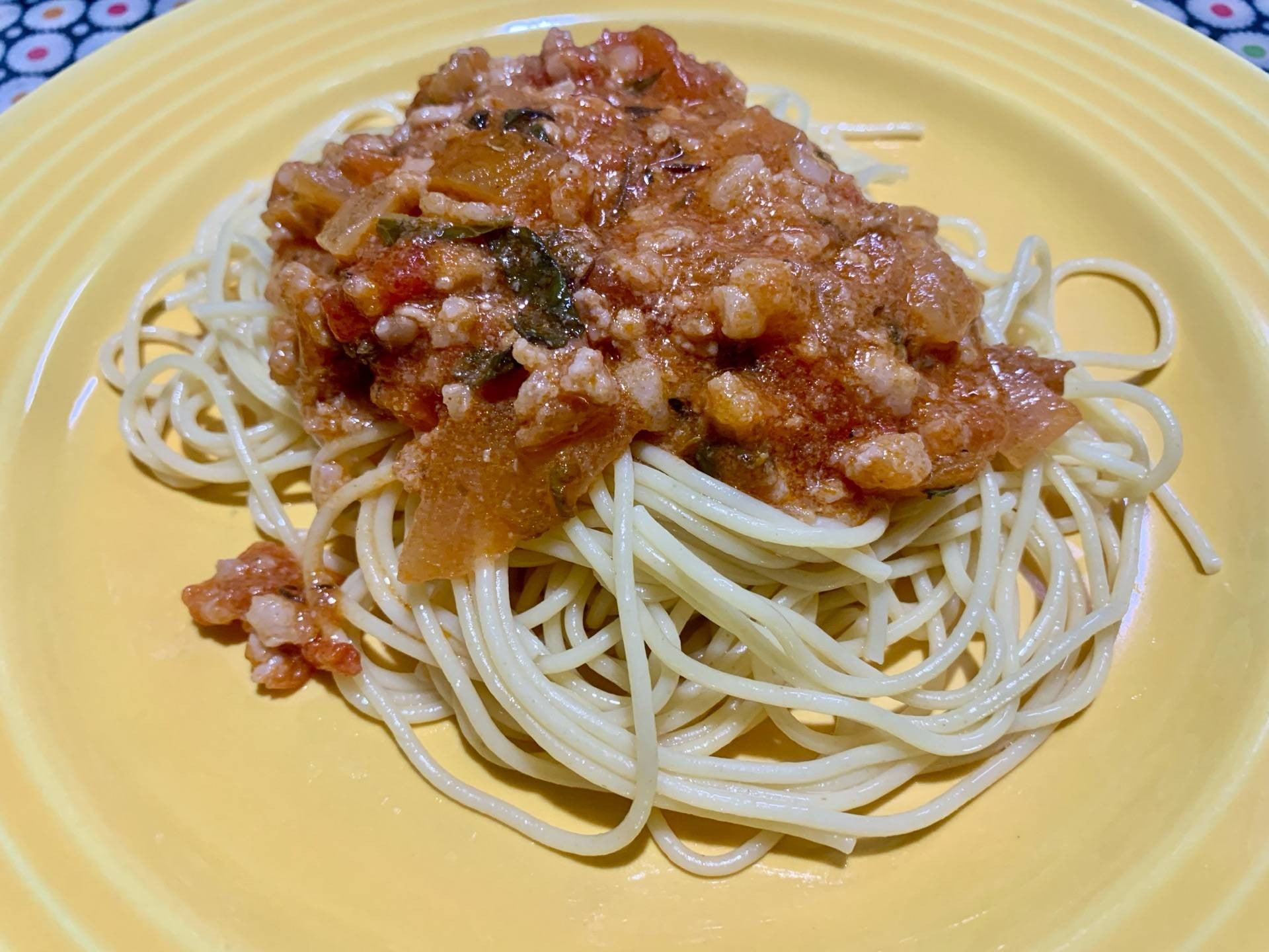 สปาเก็ตตี้ซอสมะเขือเทศหมู