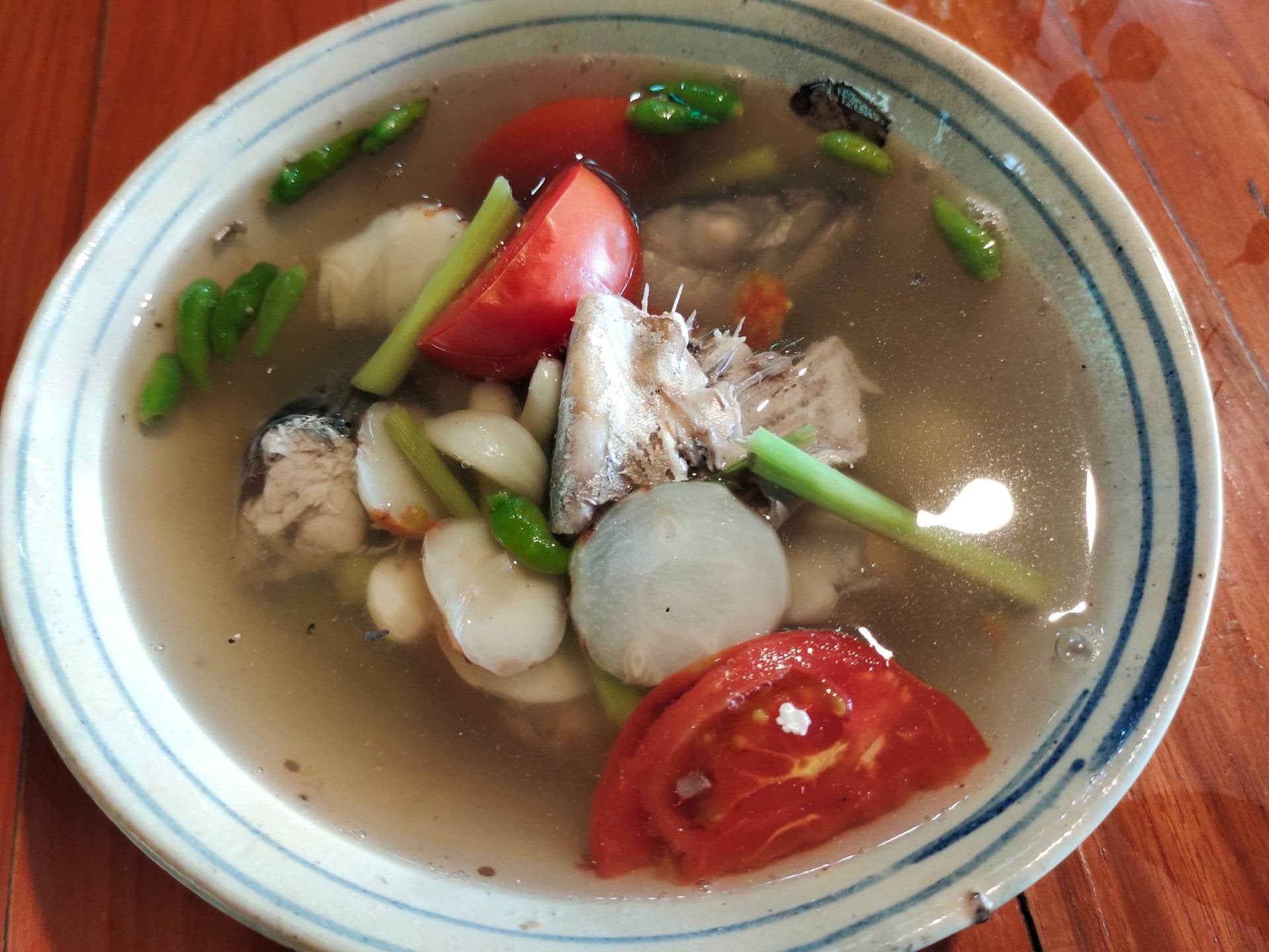 ต้มยำน้ำใสปลาซาบะ