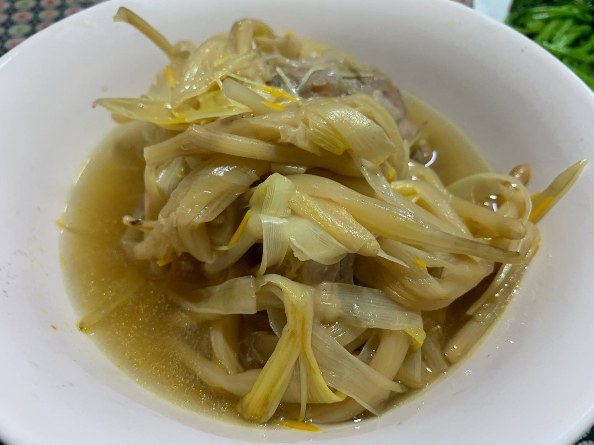 ต้มดอกไม้จีนกระดูกเล้ง