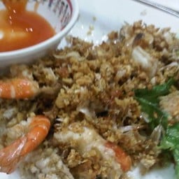 กุ้งทอดกระเทียม