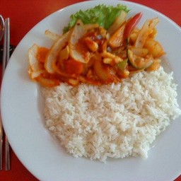 ปลาหมึกผัดซอสเกาหลี