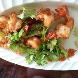 กุ้งทอดกระเทียม ที่ทอดแต่กระเทียมจริงๆ